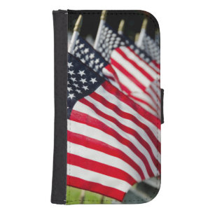 Historisch militair kerkhof met Amerikaanse vlagge Galaxy S4 Portefeuille Hoesje