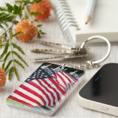 Historisch militair kerkhof met Amerikaanse vlagge Sleutelhanger (Voorkant Rechts)