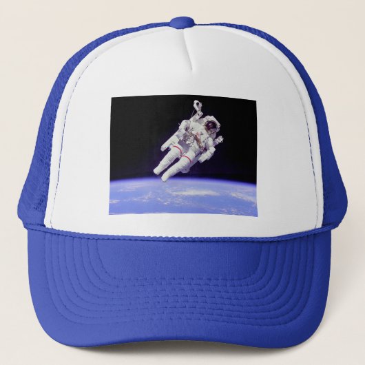 Historisch Untethered Space Walk Trucker Pet (Voorkant)