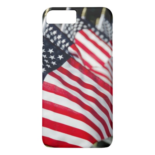 Historische militaire begraafplaats met vlaggen va Case-Mate iPhone case (Achterkant)