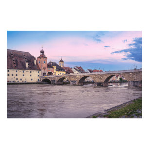 Historische oude stad in Regensburg, Duitsland Foto Afdruk