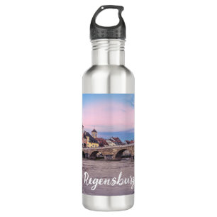 Historische oude stad in Regensburg, Duitsland Waterfles