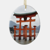 Historische poort in de baai van Miyajima, Japan Keramisch Ornament (Rechts)