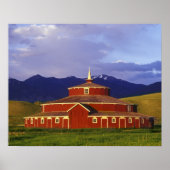 Historische ronde Barn op Twin Bridges Montana Poster (Voorkant)