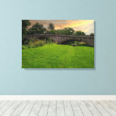 Historische St. Asaph-brug over de rivier Elwy Canvas Afdruk (Insitu (Houten vloer))