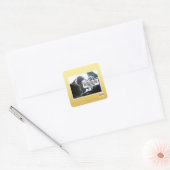 Hit het. vierkante sticker (Envelop)