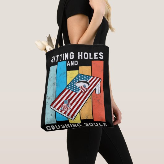 Hitting Holes Crushing Souls Retro Cornhole Tote Bag (Dichtbij)