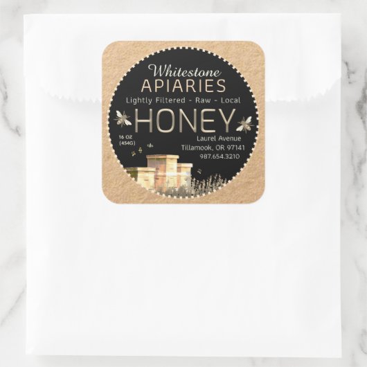 Hiven van achtergebleven bijen en kleine bijen op  vierkante sticker (Tas)