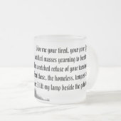 HK bevroren mok vrijheidsbeeld afkomstig van mist (Voorkant rechts)