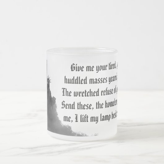 HK bevroren mok vrijheidsbeeld afkomstig van mist (Center)