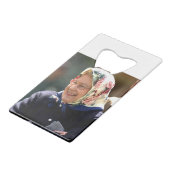 HM Queen Elizabeth II Creditkaart Flessenopener (Achterkant Gekanteld)