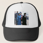 HM Queen Elizabeth II-Margaret Thatcher Trucker Pet (Voorkant)