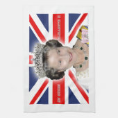 HM Queen Elizabeth II - Pro foto Theedoek (Verticaal)
