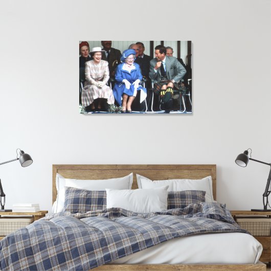 HM Queen Elizabeth, The Queen Moeder 1988 Canvas Afdruk (Insitu (Slaapkamer))