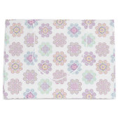 Hmong geïnspireerd, helder patroon geschenk tas groot cadeauzakje (Voorkant)