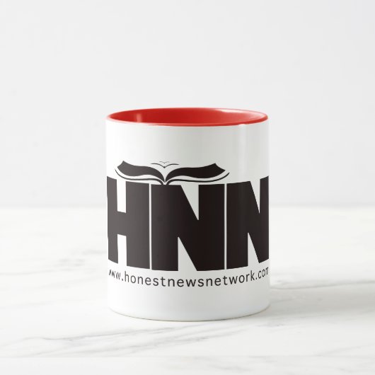 HNN White, Black en Red Trimmed Mok (Midden)