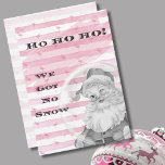 Ho Ho Ho We Got No Snow Flamingo  Santa Feestdagenkaart<br><div class="desc">Ho ho, we hebben geen sneeuw! Deze prachtige platte kerst Kaart is voorzien van een retro kerstman die een knipoog geeft. De prachtige achtergrond is een roze en witte streep met tropische roze flamingo's. De tekst "Ho Ho Ho, We Got No Snow" in fancy zwart lettertype completeert het feestelijke ontwerp....</div>