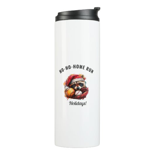 Ho-Ho-Home Run Raccoon — Baseball Travel Mug Thermosbeker (Gedraaid links)
