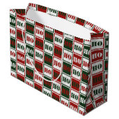 HO HO Red, Green & White Squared Groot Cadeauzakje (Achterkant Gekanteld)