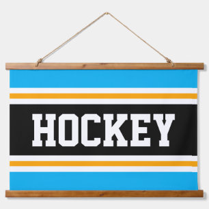 HOCKEY Bright Sky Blauw Zwart Wit Geel Strepen Hangend Wandkleed