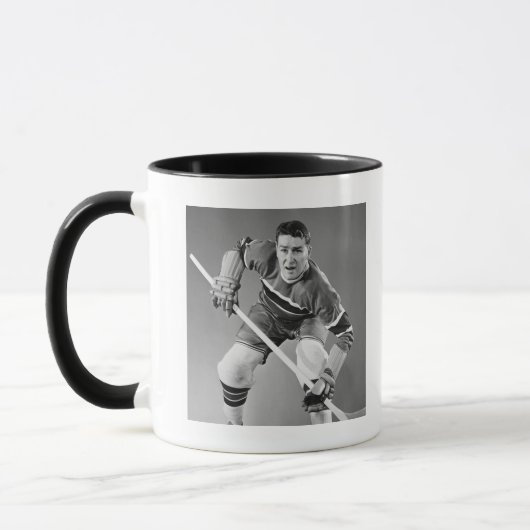 Hockey Defenseman Mok (Links)