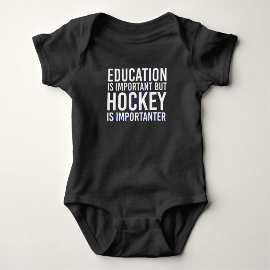Hockey is importanter Funny Hockey gifts Romper (Voorkant)