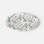 Hockey kerstrood en groene ockey sticks papieren bordje (Gekanteld)
