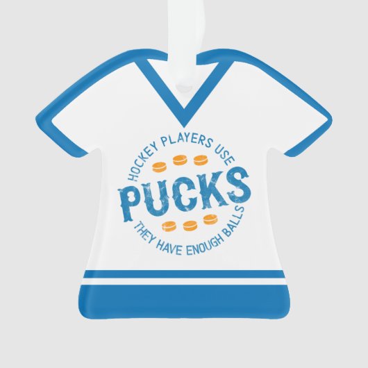 Hockey Players gebruiken Pucks Holiday Ornament (voorkant)