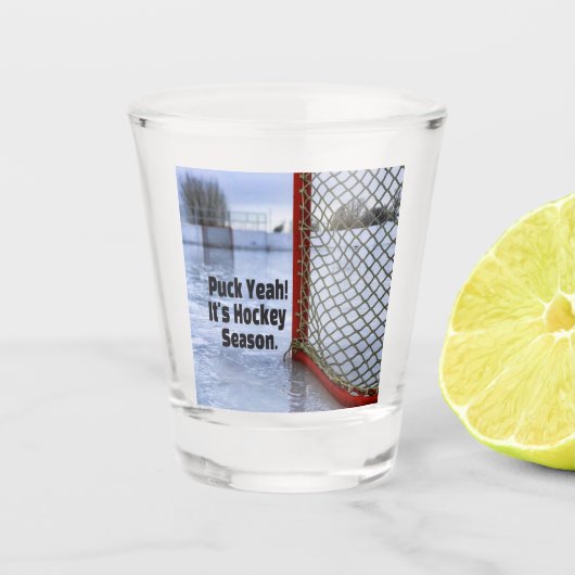 Hockey Season Ice Cold Funny Humor Puck Shot Glas (Voorkant)