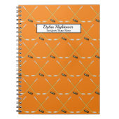 Hockey Sticks | Oranje naam MVP Puck Pattern Notitieboek (Voorkant)