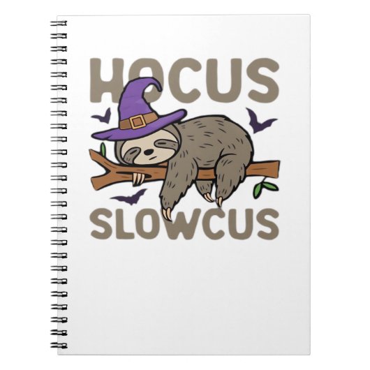 Hocus Slowcus Grappig Halloween Luiaard Classic T- Notitieboek (Voorkant)