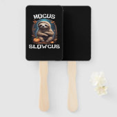 Hocus Slowcus Luiaard liefhebbers Halloween kostuu Handwaaier (Voorkant en achterkant)