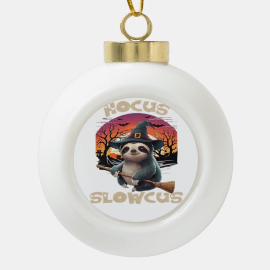 Hocus Slowcus Luiaard liefhebbers Halloween kostuu Keramische Bal Ornament (Voorkant)