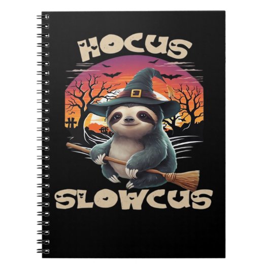 Hocus Slowcus Luiaard liefhebbers Halloween kostuu Notitieboek (Voorkant)