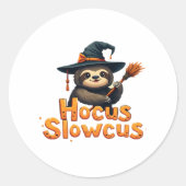Hocus Slowcus Luiaard liefhebbers Halloween kostuu Ronde Sticker (Voorkant)