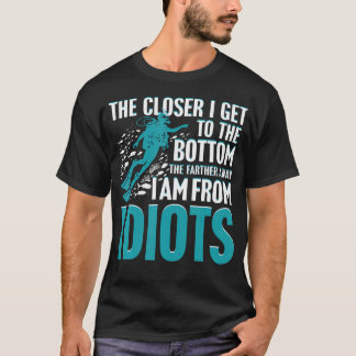 Hoe dichter ik bij de bodem kom, hoe verder ik van t-shirt