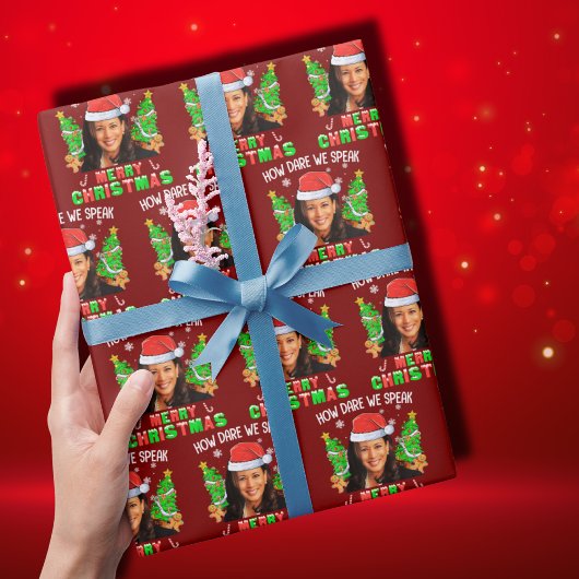 Hoe durven we vrolijk kerstfeest te spreken Kamala Cadeaupapier