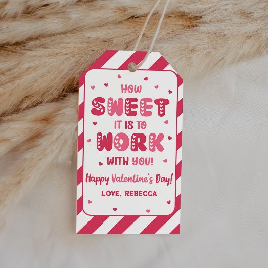 Hoe fijn is het om met je Valentijnse te werken Cadeaulabel