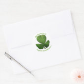 Hoe lang de dag ook duurt, de avond komt. ronde sticker (Envelop)