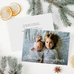 Hoe meer de Merrier geboortekaart Aankondiging<br><div class="desc">Vakantie geboorte aankondigingskaart,  wit script ontwerp met een mooie pasgeboren baby foto,  het afbeelding en tekstdetail van deze kaart kan worden gepersonaliseerd.</div>