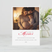 Hoe meer de Merrier Red Baby aankondiging (Staand voorkant)