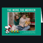 Hoe meer hoe beter | Pinda's Kerstmis Nieuwe Baby<br><div class="desc">Stuur deze leuke Peanuts kerstvakantie kaart. Stel je nieuwe familielid voor. Personaliseer met je foto.</div>
