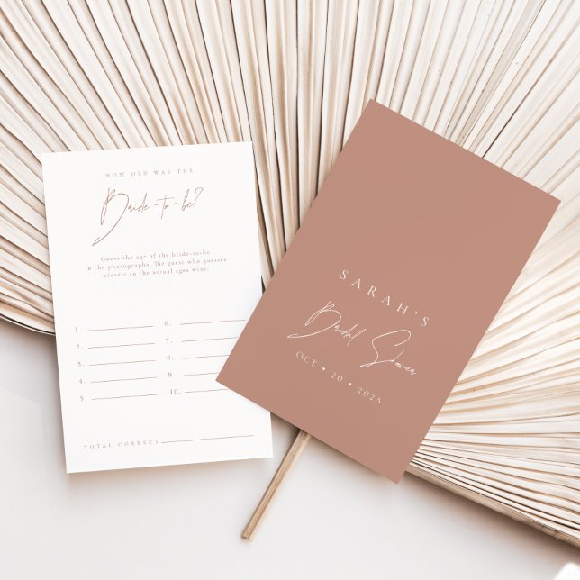 Hoe oud was de bruid-om-te-zijn? | VRIJGEZELLENFEE (How Old Was The Bride-to-be | Bridal Shower Game)