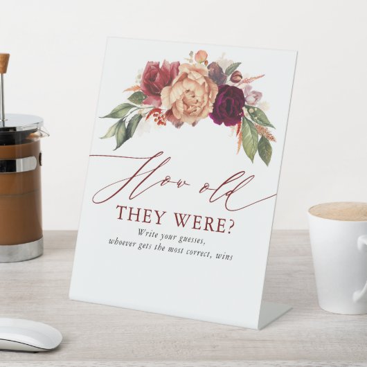 Hoe oud ze waren spel reclamebord met voetstuk (Insitu)