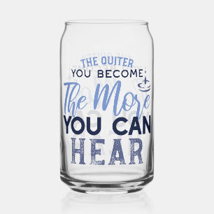 Hoe stiller je wordt, hoe meer je een citaat hoort blikvorm glas