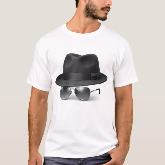 Hoed & Zonnebril T-Shirt (Voorkant)