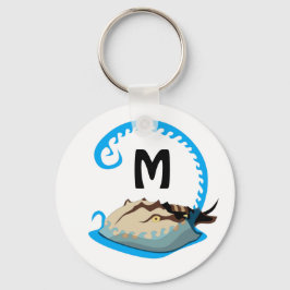 Hoefijzer krab speelt in het watermonogram sleutelhanger