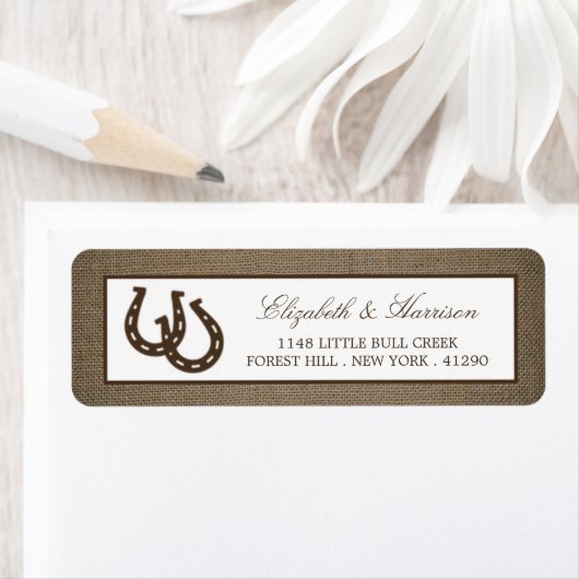 Hoefijzer van het rustige land op de bruiloft etiket (Insitu)