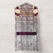 Hoefijzers, Lace en Wildbloemen Gettin' Hitched All In One Uitnodiging (Binnen)