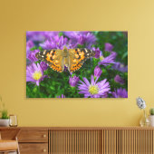 Hoekvleugelvlinder op kegelbloem canvas afdruk (Insitu (Woonkamer))